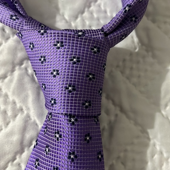 Purple stylish skinny tie - Picture 4 of 4